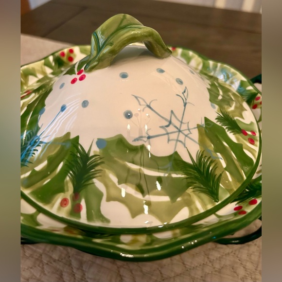 Temp-tations Hometown Christmas 1.5 QT Crock - Picture 3 of 11